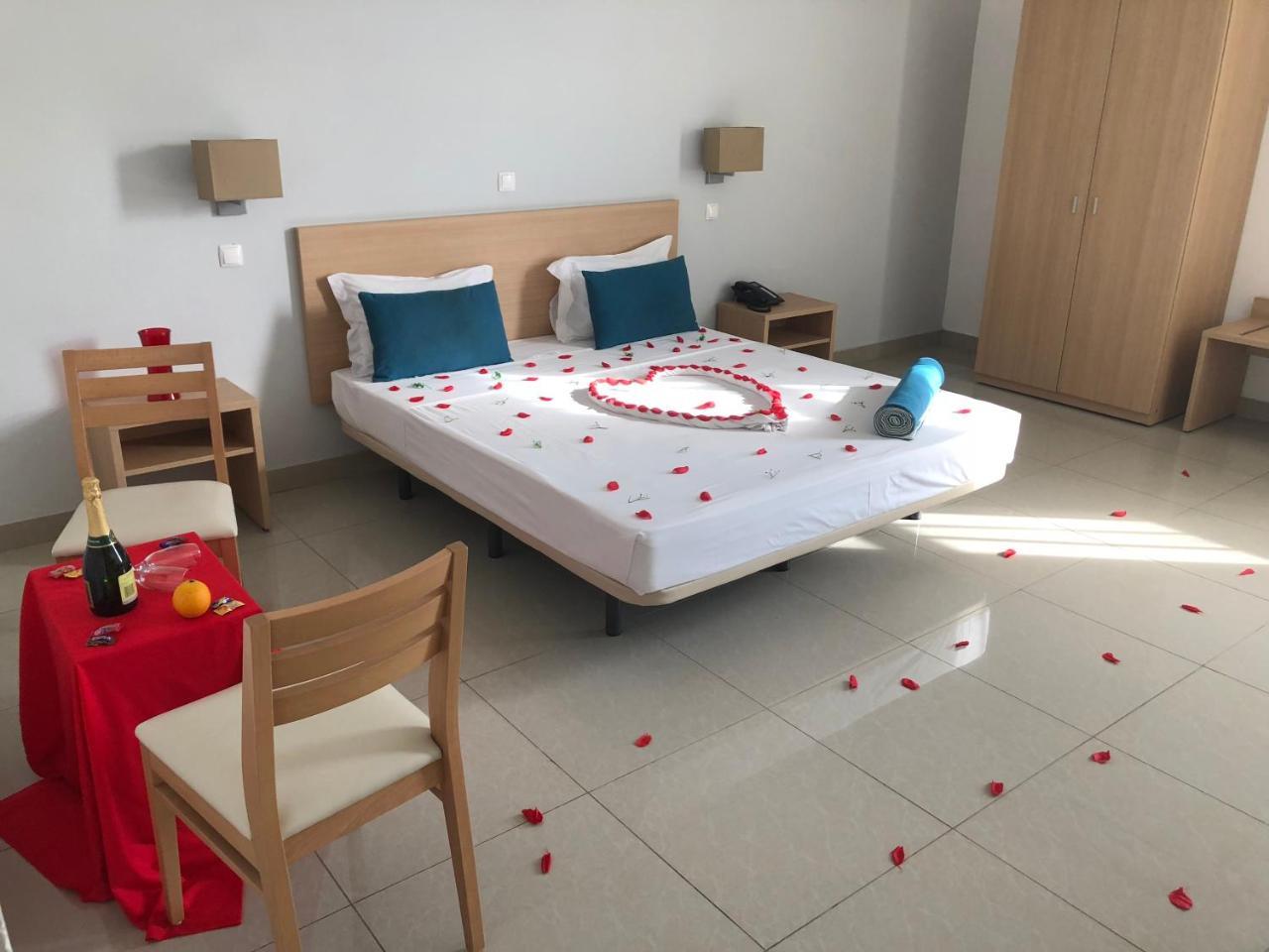 Hotel Residencial Paraiso Matola エクステリア 写真